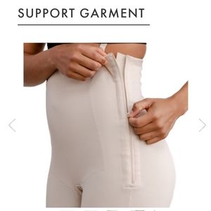 Motif post-partum compression garment